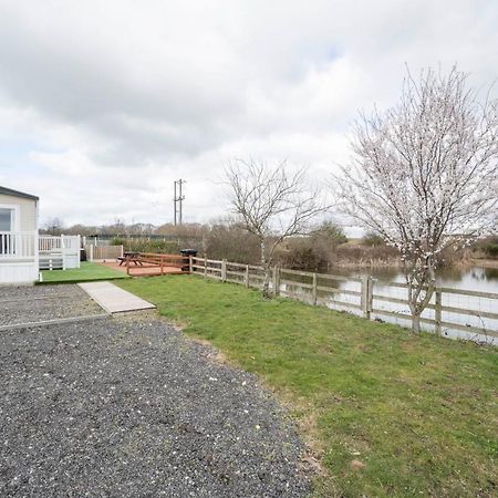 Hallcroft Fishery And Holiday Park Retford Eksteriør billede